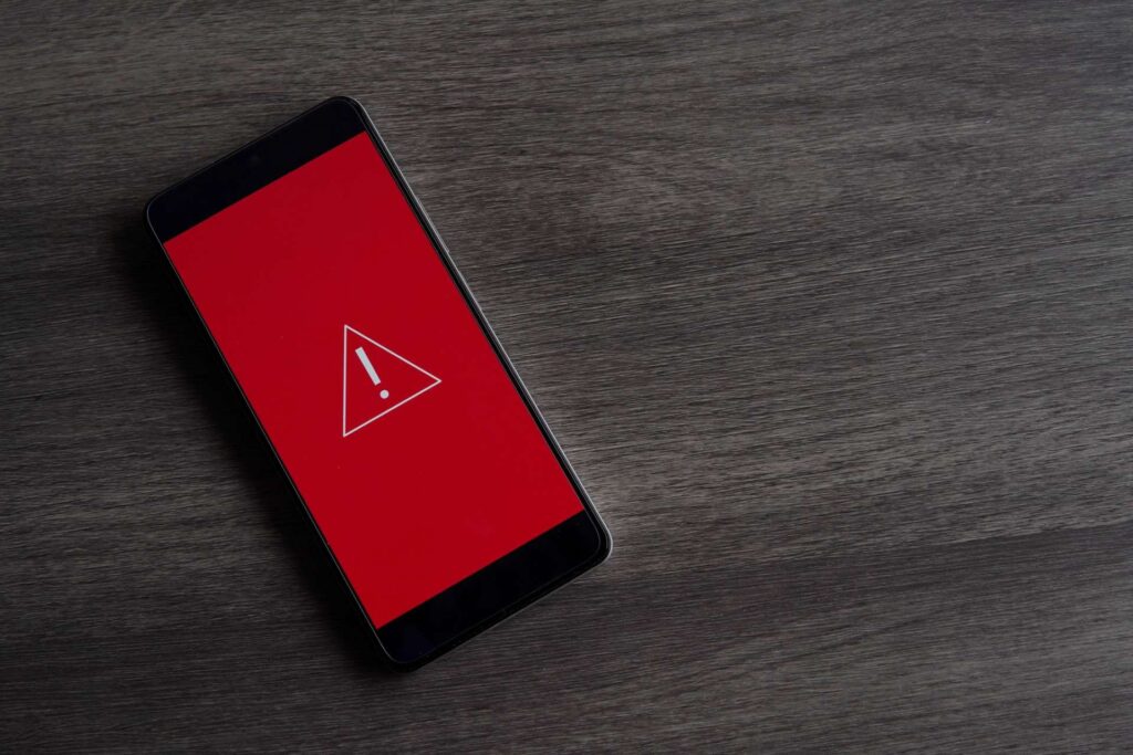 โทรศัพท์ของคุณกำลังถูกสอดแนมหรือเปล่า? วิธีเช็กและป้องกัน โทรศัพท์ของคุณกำลังถูกสอดแนมหรือเปล่า วิธีเช็กและป้องกัน